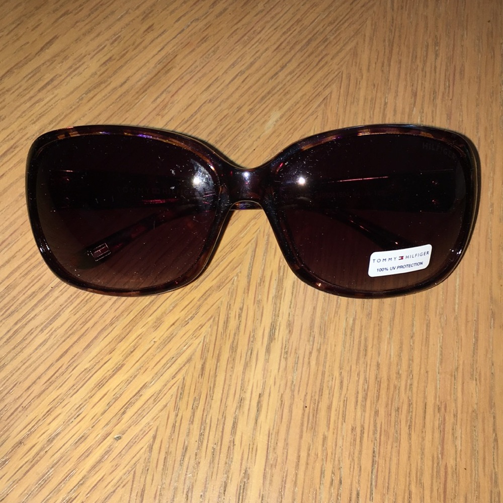 Tommy Hilfiger Sunglasses